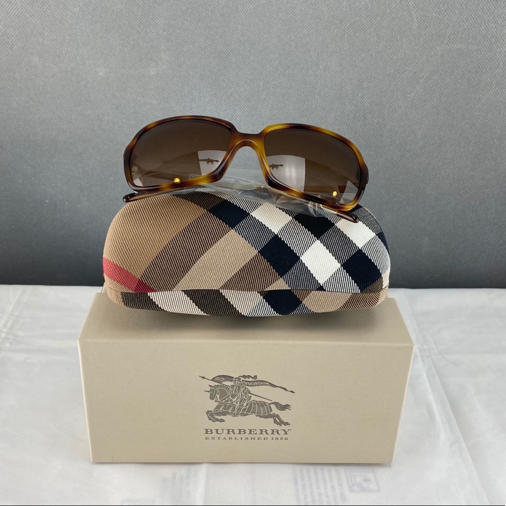 Burberry Butterfly Brown Sunglasses